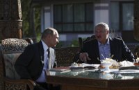 Путин и Лукашенко договорились встретиться в Москве "в ближайшее время"
