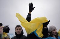 Что же делать украинцам, если пропасть все глубже?