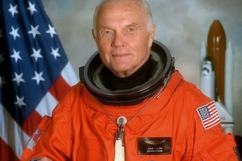 Умер американский астронавт Джон Гленн