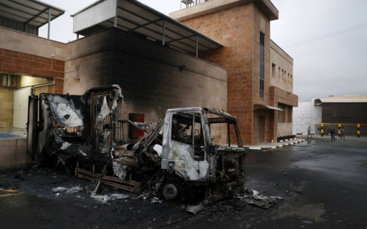 Ізраїльські поселенці підпалили палестинський склад, село та поля на Західному березі