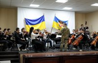 У Харківському військовому шпиталі відбулися перші сесії проєкту «Вібрації відновлення» 