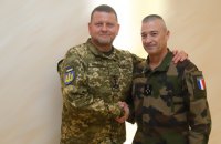 Залужний і генерал французької армії обговорили потребу України у винищувачах F-16