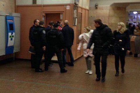 В киевском метро подстрелили полицейского (обновлено)