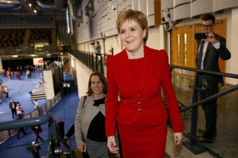 Парламент Шотландии отказался согласовывать закон Мэй о процедуре Brexit