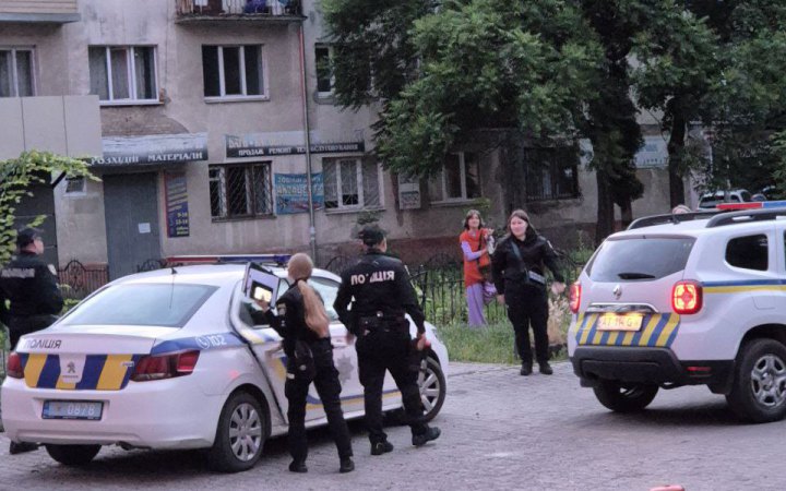 У Івано-Франківську невідомі побили військовослужбовця