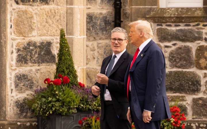 Стармер і Трамп обговорять інвестиції у технології та енергетику, війну в Україні та Ізраїль
