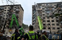 «Ще трішки — і я втратила б батьків»: черговий обстріл сотнями БпЛА і ракет української столиці