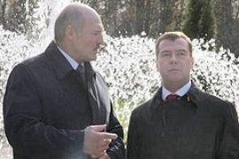 Медведев порекомендовал Лукашенко быть осторожнее в высказываниях