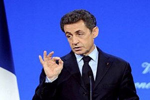Саркози пообещал помешать нападению на Иран