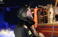 У Луцькій громаді впали уламки дронів, горіло підприємство (доповнено)