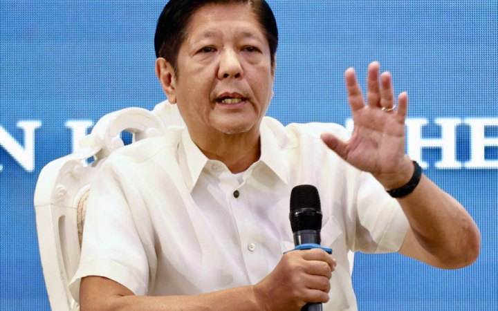 Президент Філіппін застеріг Пекін від перетину “червоних ліній” у Південно-Китайському морі