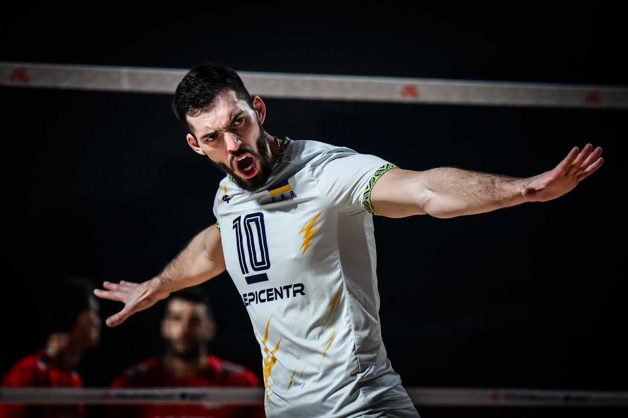 Емоції капітана збірної України Юрія Семенюка під час матчу