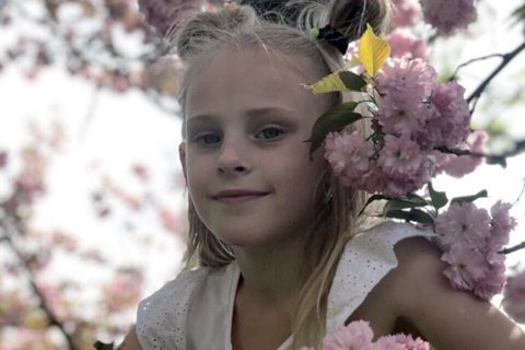 Умерла 8-летняя девочка, которая впала в кому после отравления в лагере  "Славутич" (обновлено)