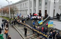 У Полтаві вимагають відставки мера Мамая за слова про "братовбивчу війну" на Донбасі
