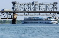 У Кременчуці відновили автомобільний рух мостом через Дніпро, пошкодженим внаслідок нічної атаки росіян