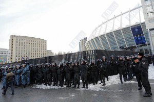 Матч Украина – Франция будут охранять 800 милиционеров