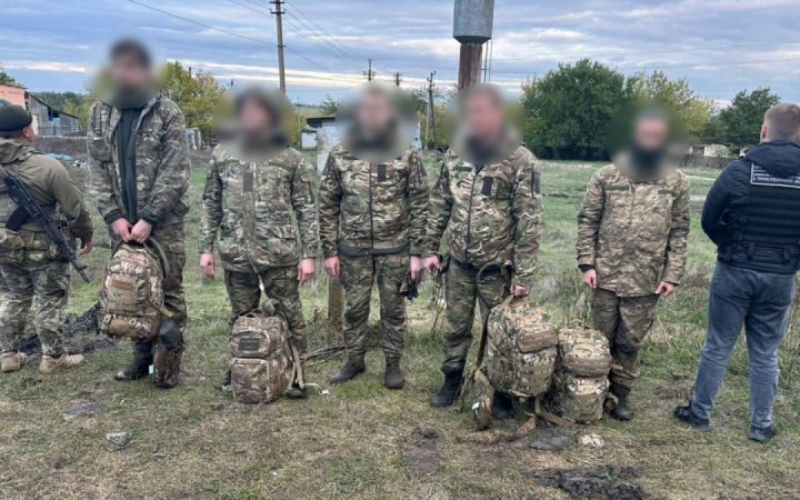 На Одещині затримали чоловіків, які намагалися потрапити до Молдови, переодягнувшись військовими 