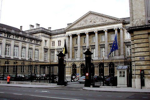 В парламент Бельгии внесли резолюцию об отмене санкций против России