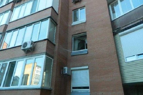 В Киеве квартирный вор выпрыгнул с третьего этажа, убегая от полиции