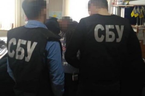 СБУ і ДБР проводять обшук на Миколаївській митниці у справі про контрабанду добрив