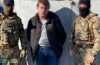 У Херсоні затримали медбрата, який коригував удари росіян по місту 