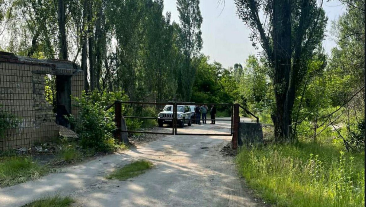 Заїзд до водойми загородили