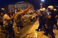 В Афинах проходят столкновения анархистов с полицией