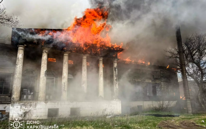 Росіяни атакували дроном пам’ятку архітектури XIX століття на Харківщині
