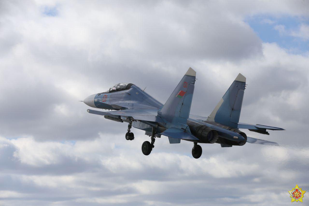 Винищувач Су-30МС ВПС Білорусі.