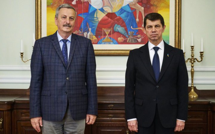 МЗС України викликало угорського посла