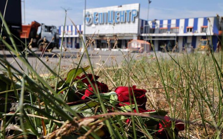 Головне за понеділок, 27 травня: наслідки удару по гіпермаркету в Харкові, бої на Покровському напрямку, Зеленський в Іспанії