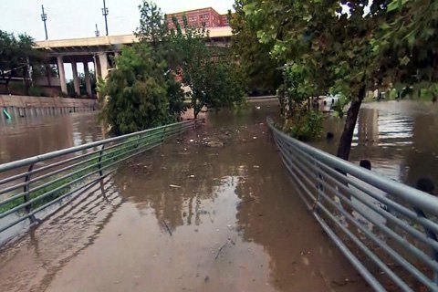 У Техасі скинуть воду з водосховищ через ризик затоплення Х'юстона