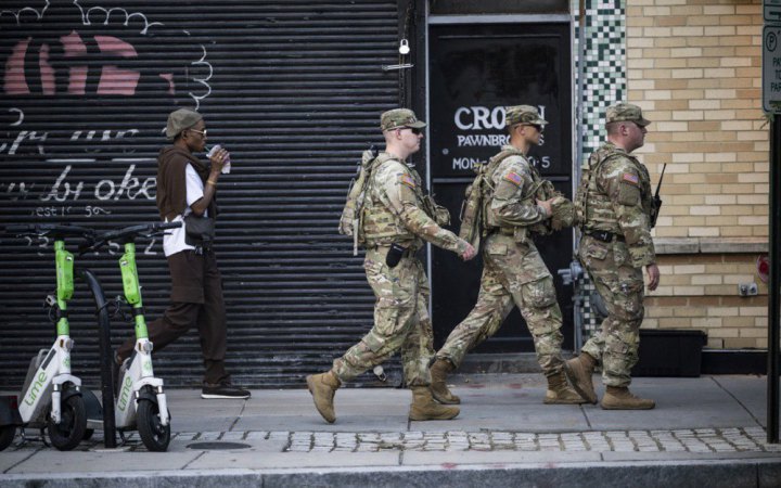 BBC: Трамп санкціонував розгортання 300 нацгвардійців у Чикаго