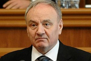 Президент Молдовы приземлился в Украине