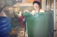 Канадская чемпионка приняла ванну в мусорном баке