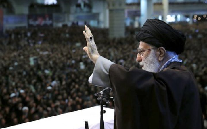 Іранський лідер пообіцяв США "непоправну шкоду" у разі будь-якого військового втручання
