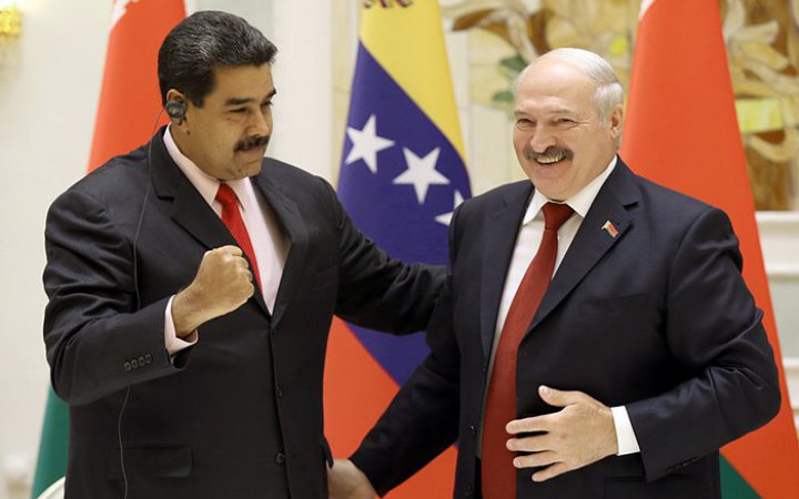 ​Лукашенко запропонував Мадуро переїхати до Білорусі, - Reuters
