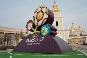 Українці не вірять у користь Євро-2012 для економіки країни