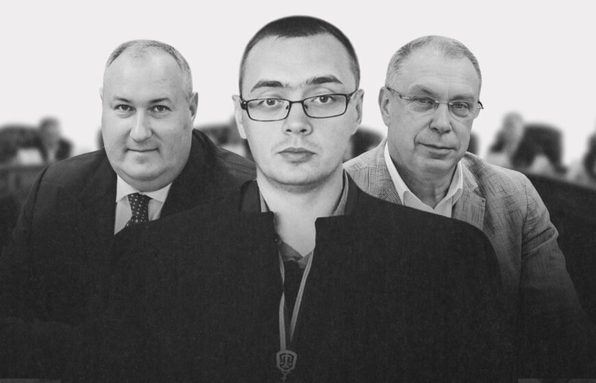 Сергій Бурлаков, суддя Мазуренко і Віталій Саліхов (праворуч)