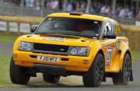 Land Rover стал партнером производителя гоночных внедорожников