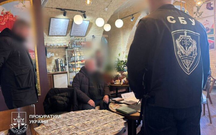 Депутату з Тернопільщини повідомили про підозру за обіцянку працевлаштувати для бронювання