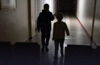 На Херсонщине 58 детей-сирот прячутся более месяца в подвале местной церкви, – Денисова