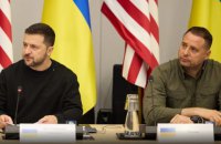 Єрмак заявив, що Зеленський не підпише будь-яку відмову від територій