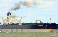 США після тижнів переслідування затримали танкер тіньового флоту РФ (оновлено)