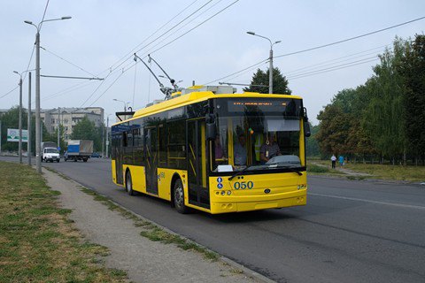 У Києві побудують тролейбусну лінію від Троєщини до Севастопольської площі