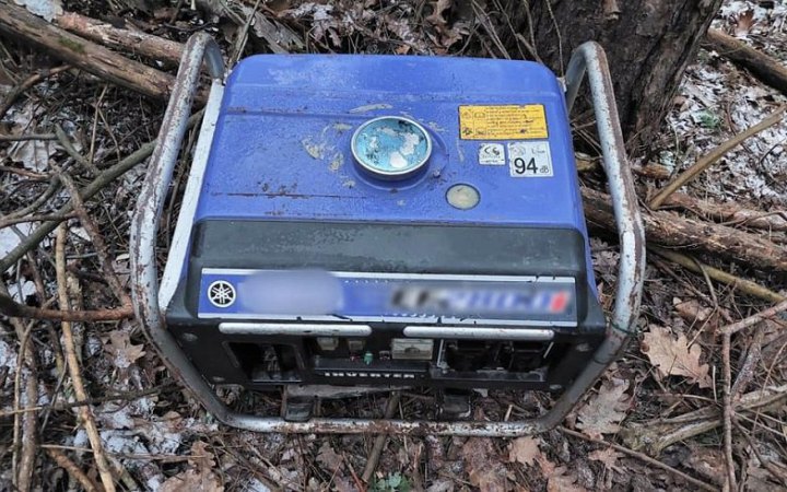 ​На Київщині чоловік вкрав у сусіда генератор і сховав його в лісі