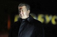 Янукович: мы решили, что Азаров должен "пахать" 