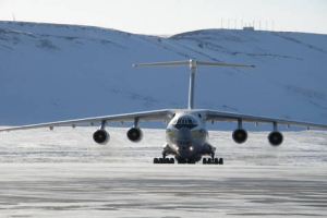 Украинские летчики вернулись из Гренландии