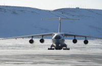 Українські льотчики повернулися з Гренландії