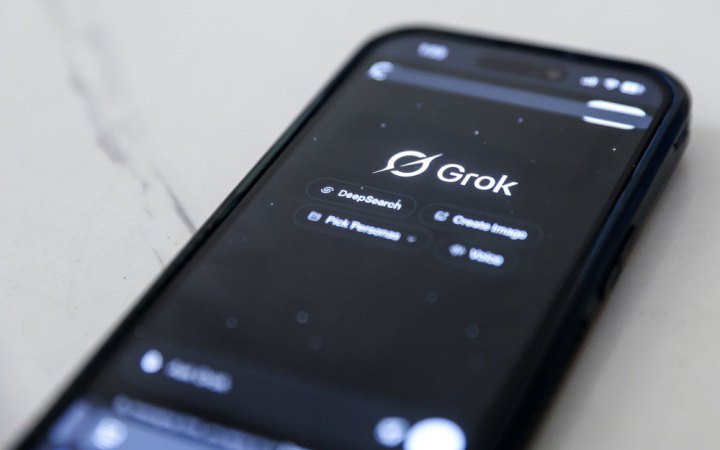 ШІ-чатбот Маска Grok збільшує частку ринку в США на тлі скандалу через сексуалізовані зображення